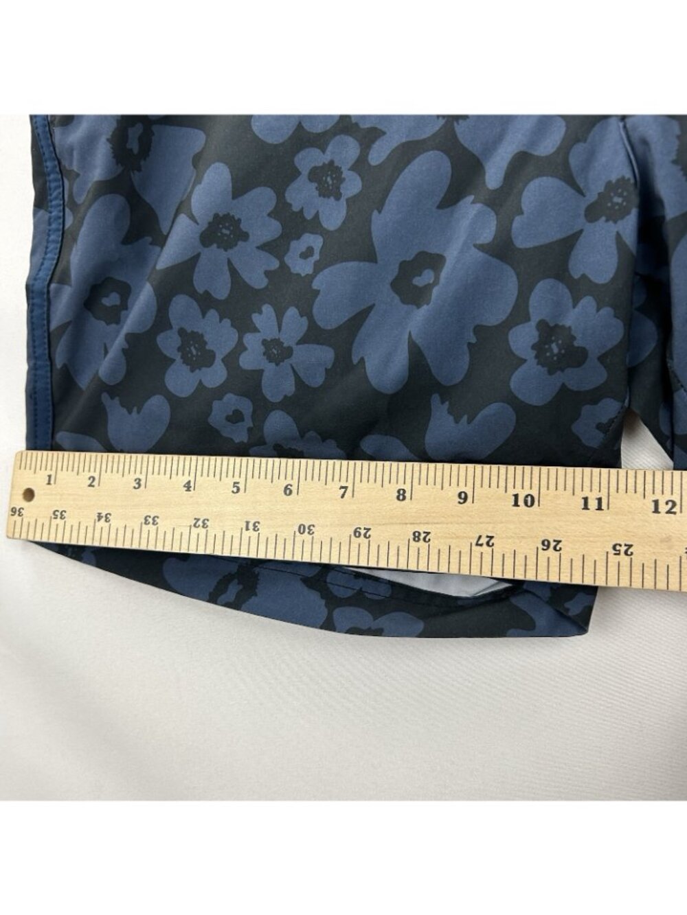 Fair Harbor Men’s 32 The Sextant Trunk Navy Blue Floral Print Board Swim Shorts - Picture 9 of 16